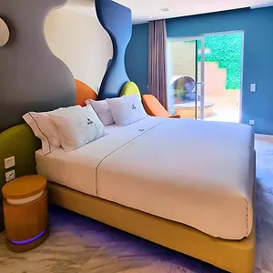 Avenue - Lovely Love hotel